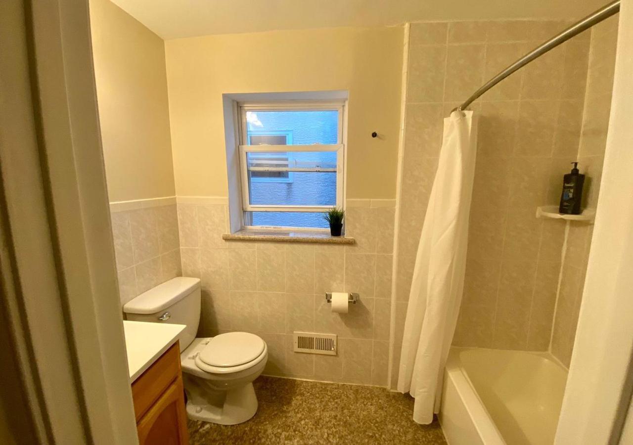 Historic Townhouse Oasis With En-Suite Bathroom Филадельфия Номер фото